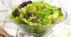 Cómo hacer para que las ensaladas verdes no se marchiten