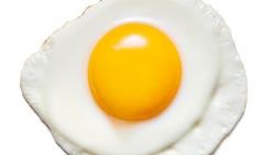 ¿Es malo para la salud comer huevos diariamente?