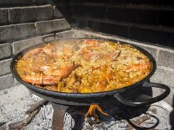 Paella de mariscos, el mar en un plato