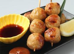 Tsukune: el más apreciado de los pinchos japoneses