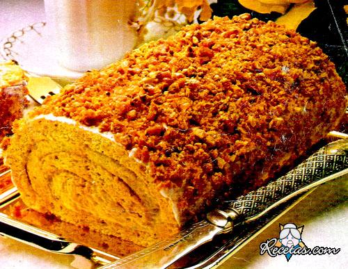 Arrollado de moka y avellanas