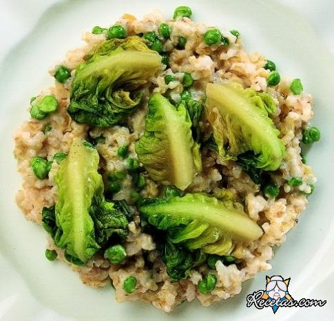 Arroz integral con guisantes