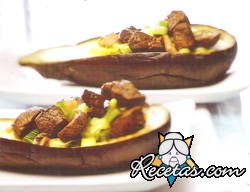 Berenjenas rellenas de carne en cubos