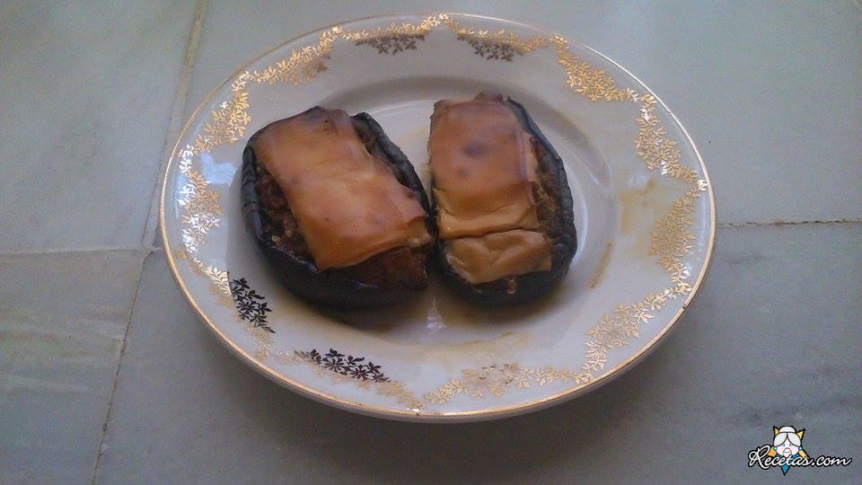 Berenjenas rellenas de carne