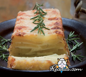 Budín de patata y queso fontina