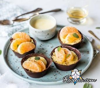 Canastitas de chocolate con mousse de mandarina