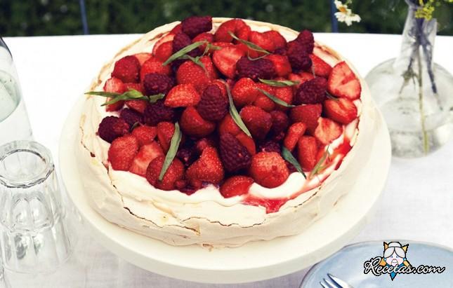 Cesta de frutos rojos