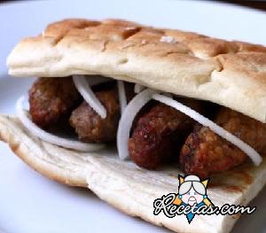 Cevapcici (albóndigas a la parrilla)