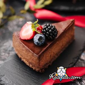 Cheesecake de chocolate y fresas