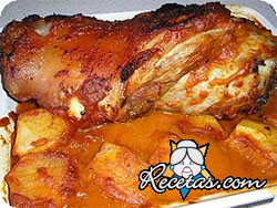 Codillo al horno con hierbas