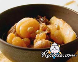 Compota de frutas y liches