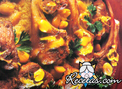 Cordero con almendras