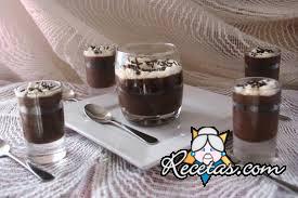 Crema de chocolate con almendras y café