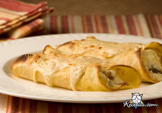 Crepas de pollo con champiñones