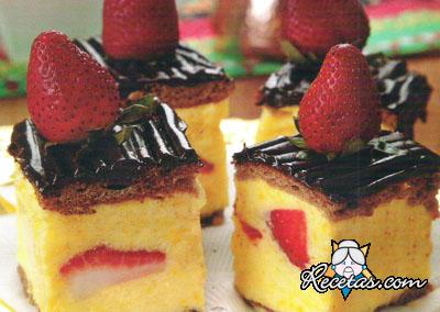 Cuadrados de mousse de mango