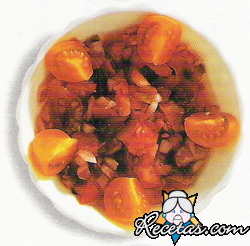 Salsa fría de tomates frescos