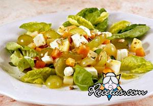 Ensalada con mozzarella a las hierbas