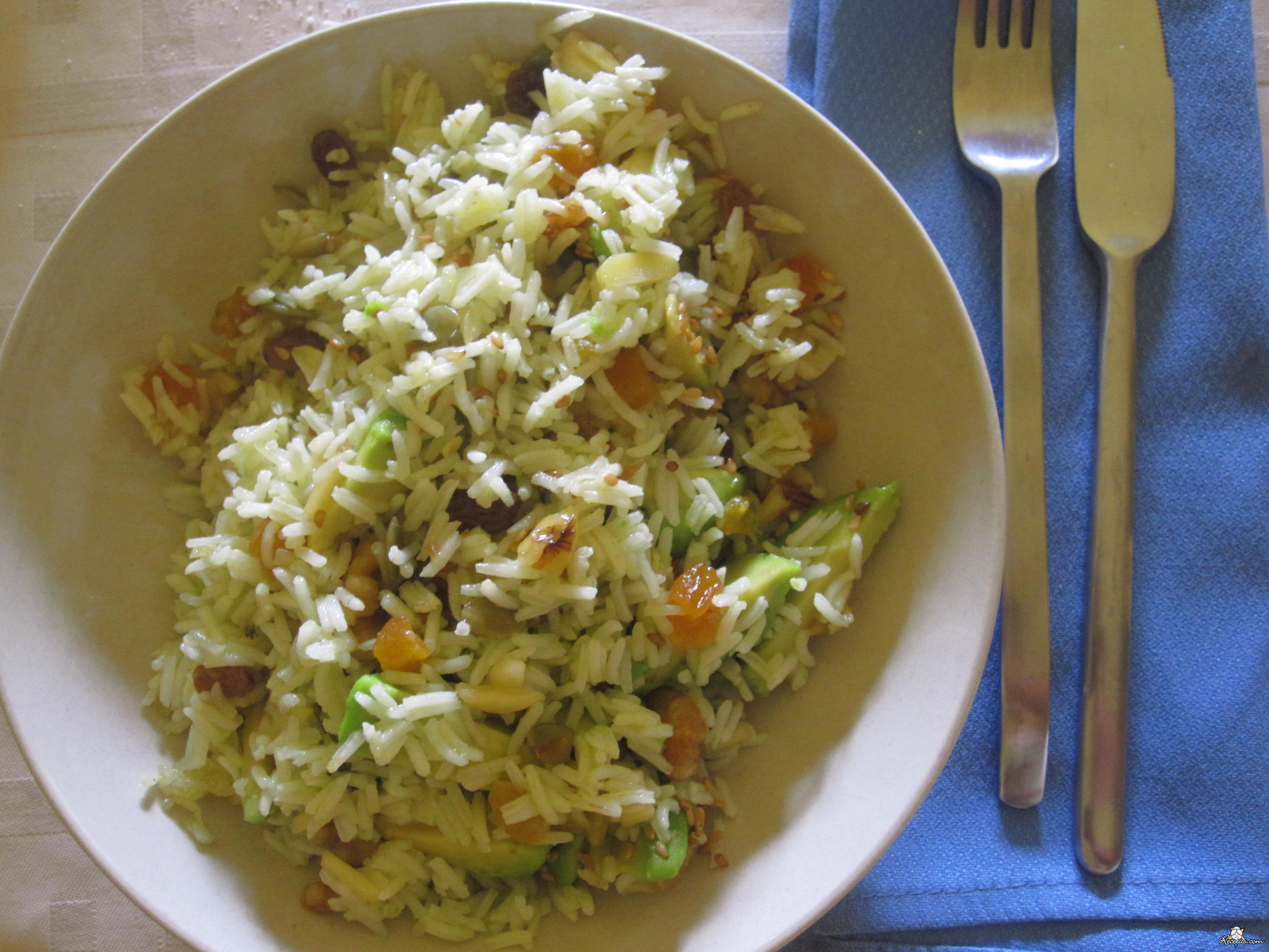 Ensalada de arroz con aguacate