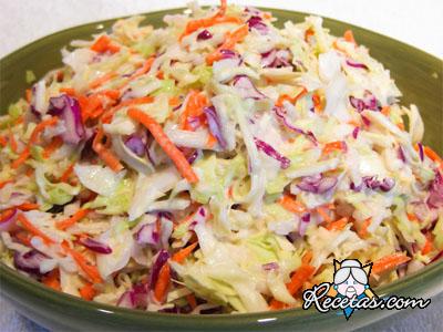 Ensalada de coles (coleslaw)