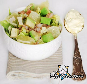 Ensalada de gambas y pomelo