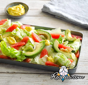 Ensalada de pomelo y aguacate