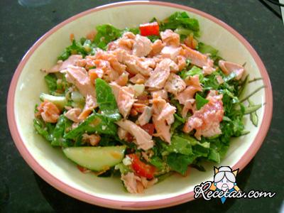 Ensalada de salmón