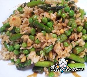 Ensalada verde de arroz integral