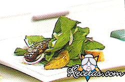 Ensalada de espinacas y peras