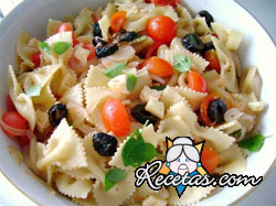 Ensalada de pasta con atÃºn