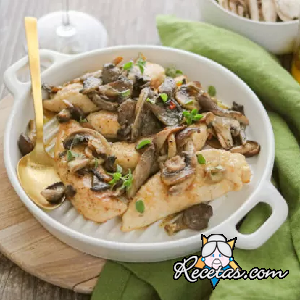 Escalopes de pollo con champiñones