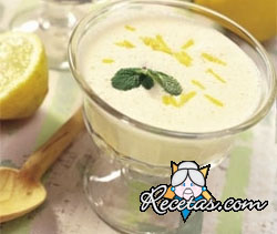 Mousse de vino y cítricos