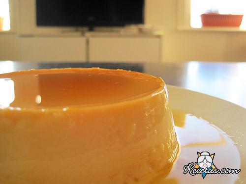 Flan de limón