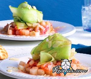 Gambas crudas con melón y pepino