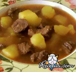 Patatas con carne