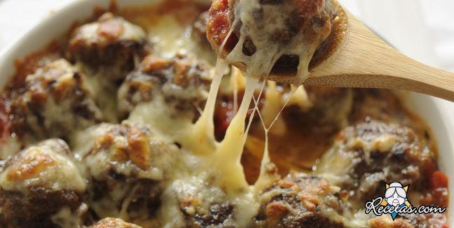 Guiso de patatas y cerdo