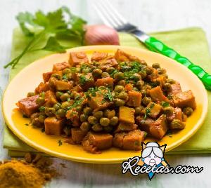 Guiso de seitán con guisantes