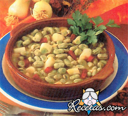 Habas germinadas fritas