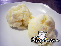 Helado de ananá