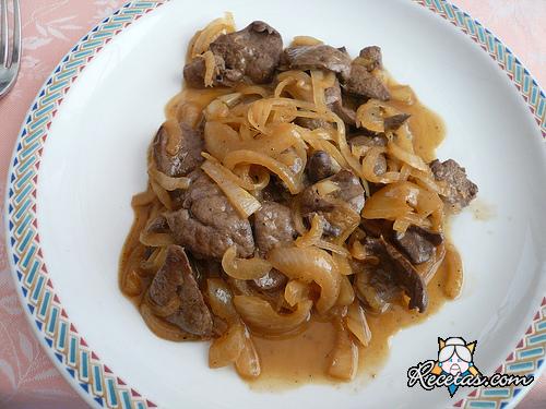 Hígado a la veneciana