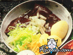 Envueltos de repollo de hÃgado y papa