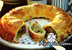 Hojaldre de manzanas en corona