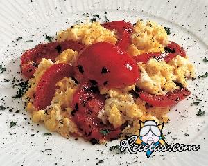 Huevos revueltos con tomates