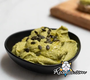 Hummus de aguacate