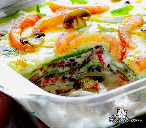 Lasaña verde de champiñones y queso