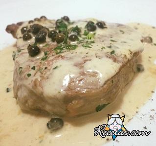 Lomo a la pimienta verde