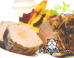 Lomo a la mostaza con texturas de remolachas y zanahorias