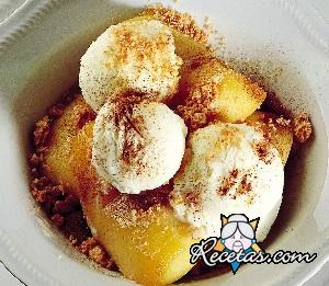 Manzanas caramelizadas con helado