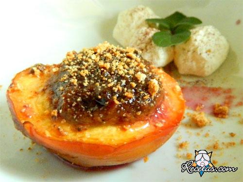 Melocotones rellenos