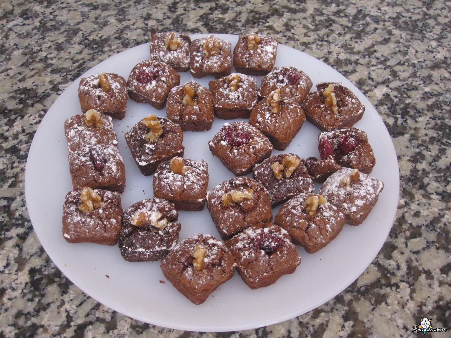Minibrownies con nueces