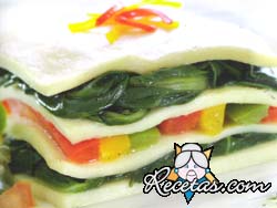 Milhojas de mozzarella y vegetales